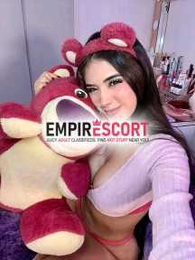 laura chica llena de mucho sexo y lujuria joven y deliciosa para complacer todo tipo de deseos