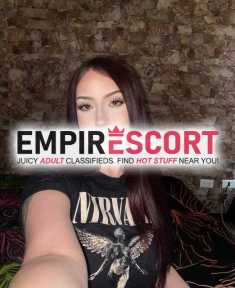 mis amores me llamo alejandra me mojo super delicioso amor soy chica de muy buen placer contactame amor
