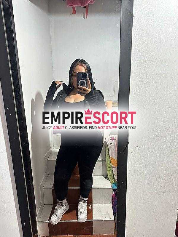 estrecha y decente prepago quiere cumplir todos tus fetiches y sueños más deliciosos