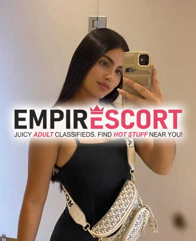 ardiente chica extrovertida
