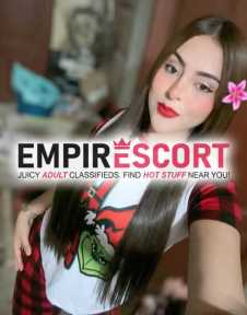 soy linda chica universitaria me gusta complacer mis clientes y me gusta el sexo al natural