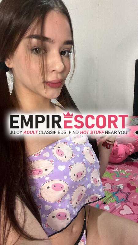 una chica súper caliente excitante extrovertida sociable súper sensual
