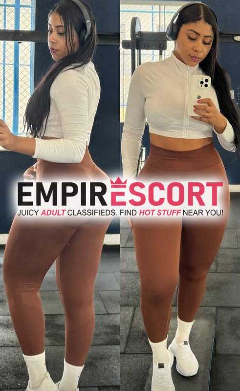 soy chica universitaria me gusta complacer mis clientes y me gusta el sexo al natural