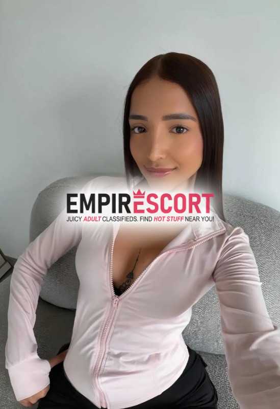 buga 😘🥵hermosa chica morena ardiente complaciente tengo 24 años de edad disponible para rico domicilio o amanecía.