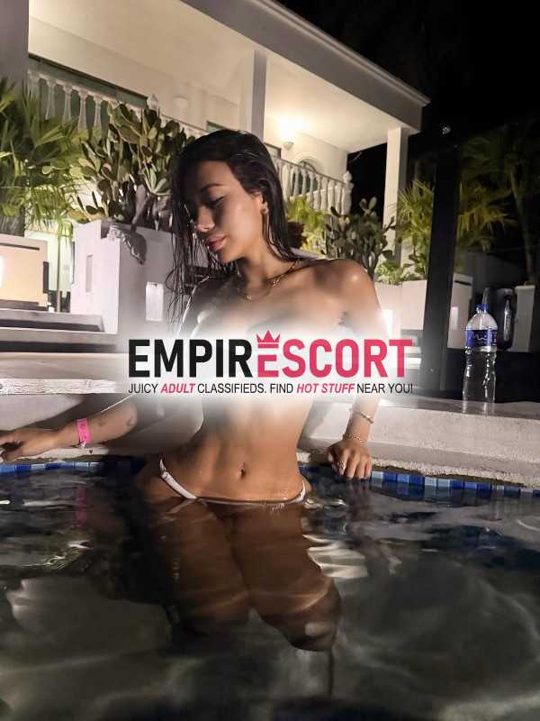 mis amores de bucaramanga estoy por poco tiempo en ciudad para ofrecerles servicio totalmente Único lleno de mucha lujuria y pasión desenfrenada ya que soy chica multiorgásmica te cuento que me mojo súper delicioso ven buscarme si deseas chica totalmente vip de catálogo
