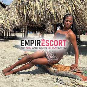 linda chica trans de cuidad de cartagena joven y dotada
