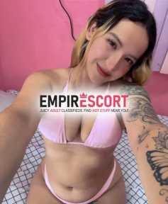 sexy extrovertida jovencita sumisa y demasiado caliente