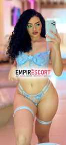 hermosa chica jovencita y demasiado caliente y muchas ganas de complacerte