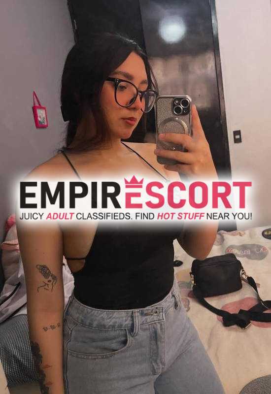 soy chica súper complaciente en cama y muy pervertida adicta el sexo anal
