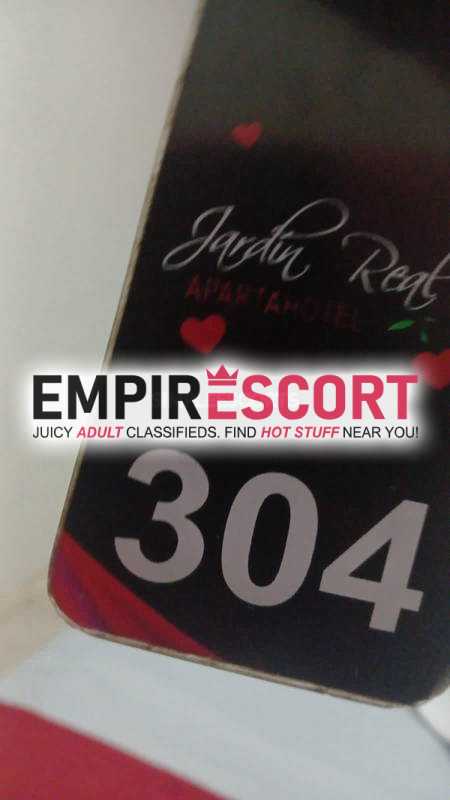 soy achica super caliente y adicta el sexo anal y muy complaciente enntos tus deseos sexuales