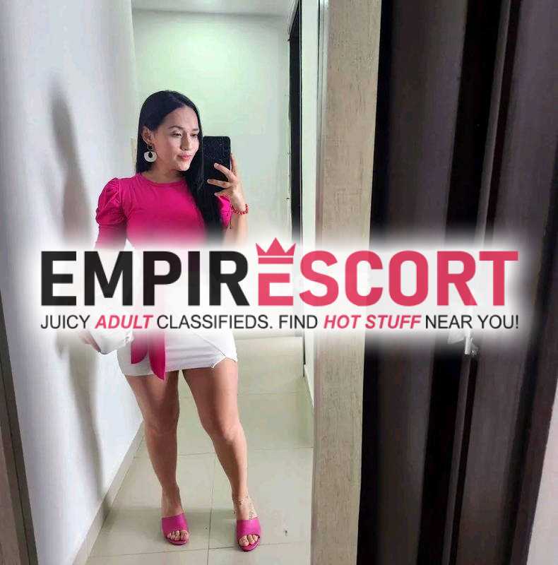 chica estrechita dispuesta complacerte para pasar rato rico agradable contigo escríbeme