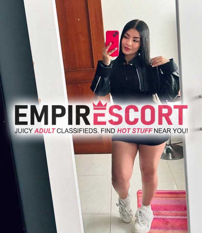 hermosa mujer voluptuosa