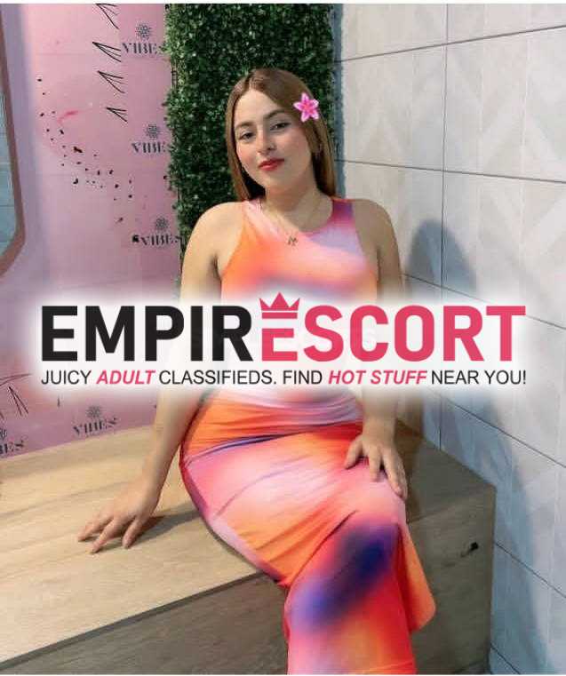 soy linda chica universitaria me gusta complacer mis clientes me gusta el sexo al natural