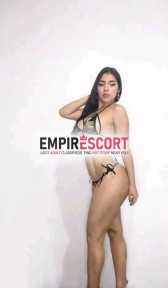 soy niña de mente abierta disposición para complacer cualquier deseo que tengas