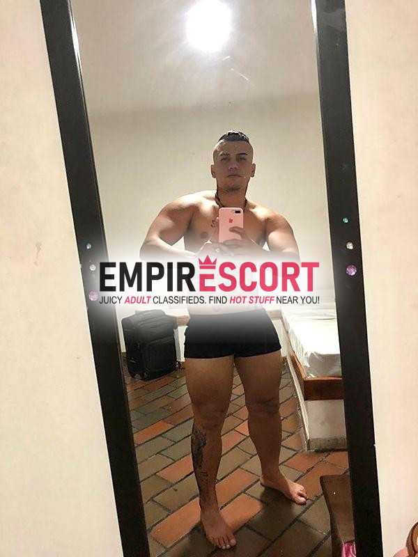 macho activo verga me mide 25 cm y estoy disponible ven ami sitio