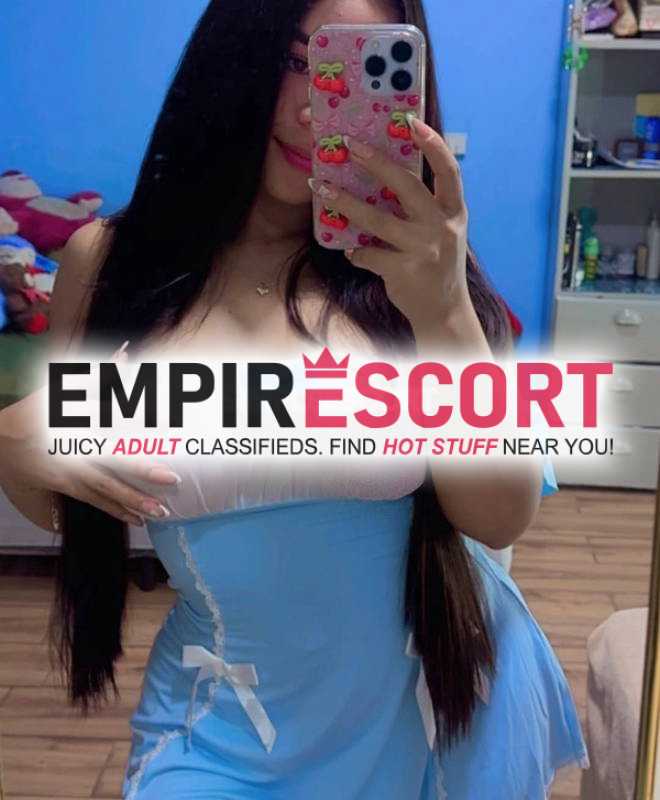 flaca sumisa y estrechita en cama mis amores