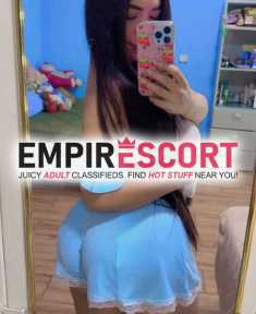 flaca sumisa y estrechita en cama mis amores