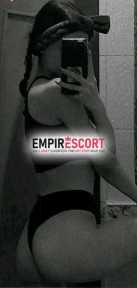 jovencita ganas de mucho sexo y nuevas experiencias ven disfrutarme.