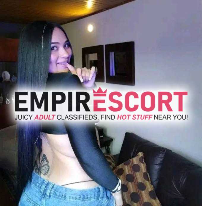 soy linda chica universitaria me gusta complacer mis clientes y me gusta el sexo al natural