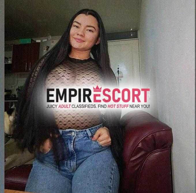jovencita universitaria complaciente discreta me gusta gemir de placer disponible para videollamadas domicilio en hotel.