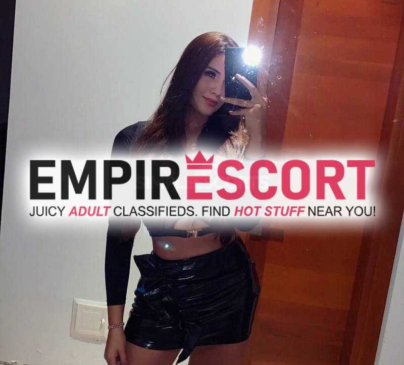 soy chica linda universitaria me gusta complacer mis clientes me gustó el sexo al natural