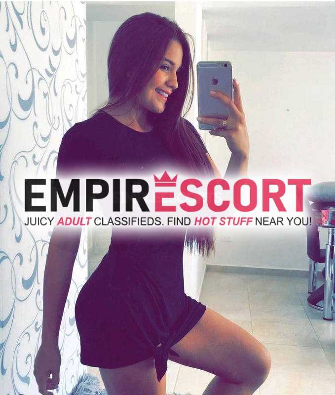 soy chica linda universitaria me gusta complacer mis clientes me gustó el sexo al natural