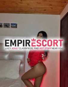 sexy y ardiente chica adicta al sexo para satisfacer tus fantasías sexuales