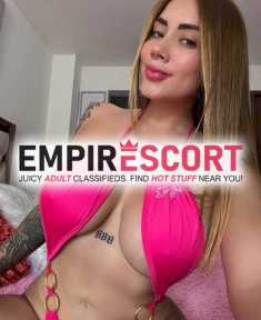encantadora ardiente dispuesta complacerte