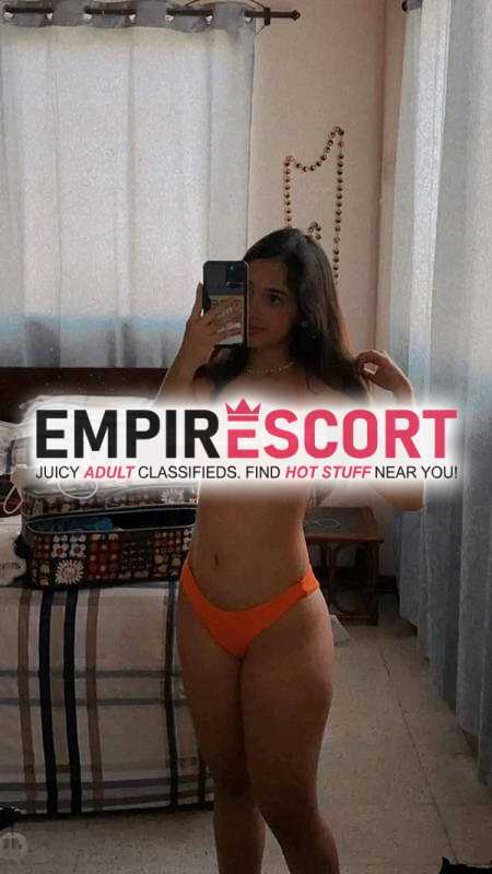 ninfómana y ardiente chica para cumplir tus fetiche sexuales y fantasías