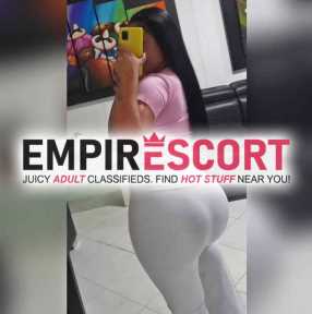 joven sencilla ardiente complaciente dispuesta brindarte servicio buen trato