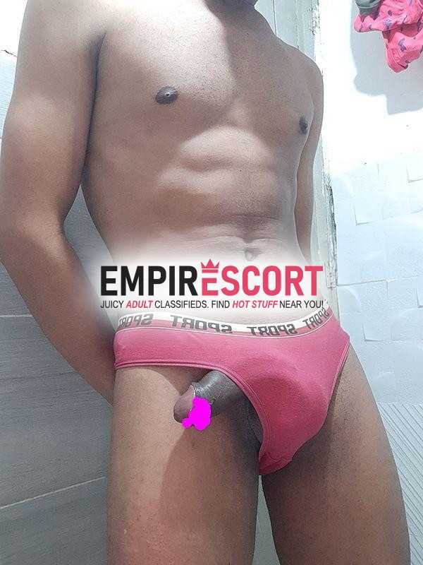 chico bien caliente