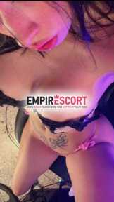 soy. chica de menta abierta dispuesta complacer tus deseos sexuales