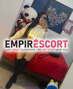 exclusiva hermosa mujer fuera de común linda y vanidosa