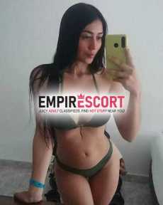 hola mis amores soy chica universitaria totalmente natural