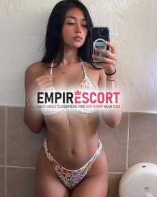 hola mis amores soy chica universitaria totalmente natural