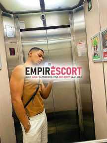 moreno activo dotado big cock