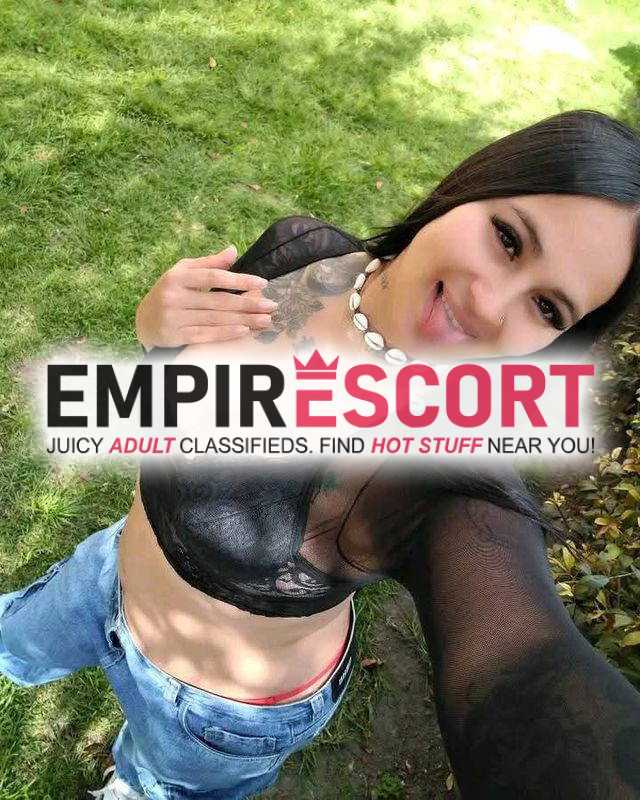 te ofrezco mis mejores fotos videos o videollamadas calientes