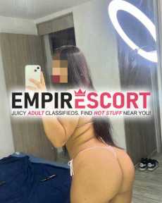 dama de compañía demaciado sexi y lujuriosa
