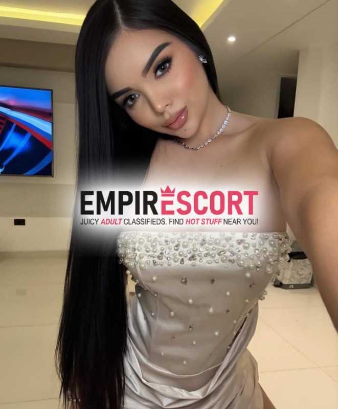 complaciente mujer scort