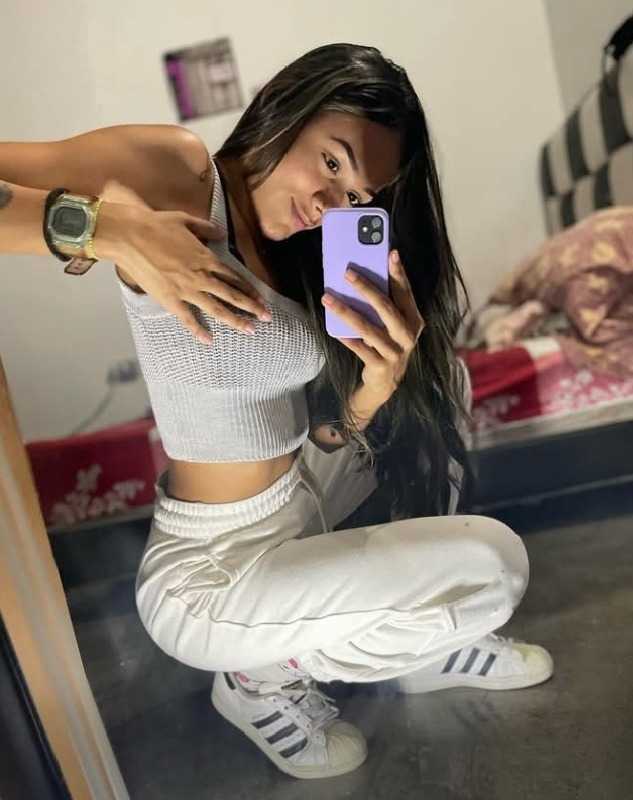 idiríaelegante trabajadora sexual que podrás follar en cama. estoy libre solo el finde te pueden gustar mis servicios de para ti estoy libre solo por tarde te hago servicios personalizados de sexo salvaje beso negro lluvia dorada griego profundo trato de novios.
mi postre favorito son las fresas nata ¿quieres que cumpla tus fantasías sexuales escríbeme y quedamos hora que te venga bien.