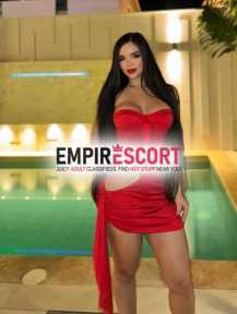 complaciente mujer scort