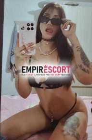 escort complaciente ninfómana