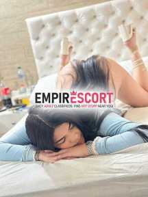 niki hot outgoing girl