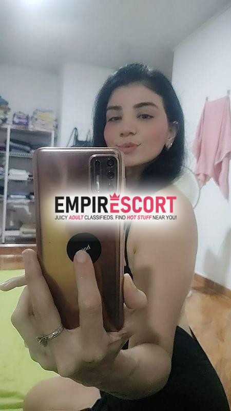 linda flaca nueva en esta página 
extrovertida apasionada buen sexo