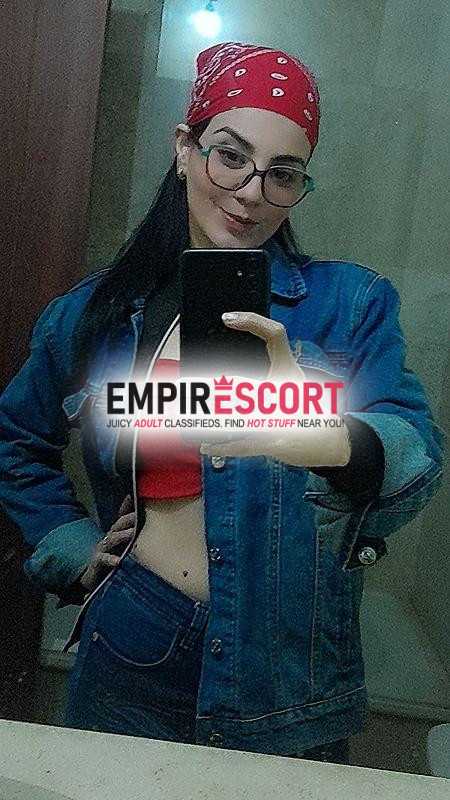 linda flaca nueva en esta página 
extrovertida apasionada buen sexo