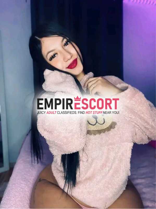 jovencita caliente erótica estrovertida arrecha dispuesta satisfacerte