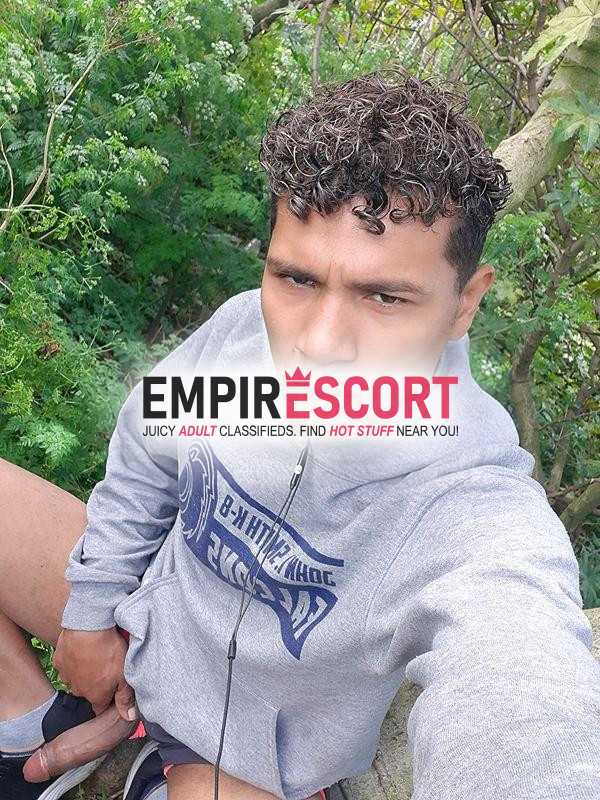 moreno versátil caliente venezolano para darle puro placer