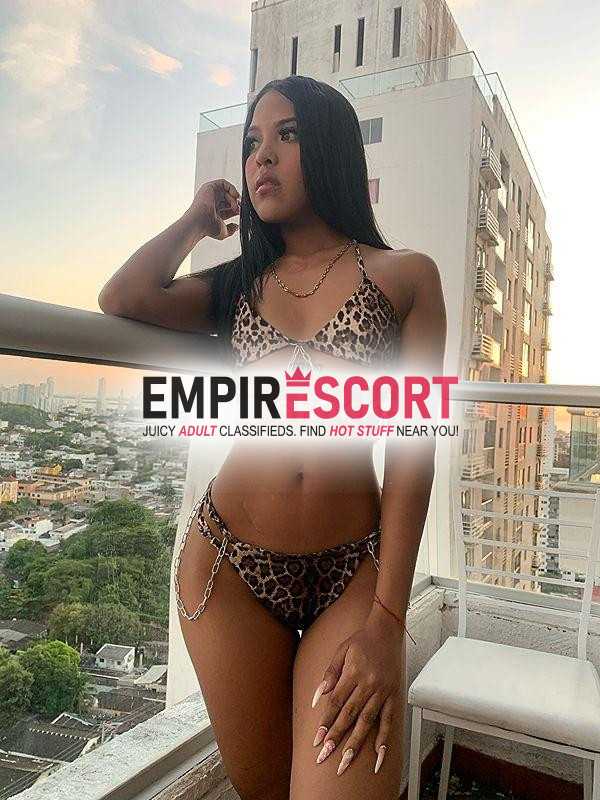 morena trigueña flaca pelinegra linda hermosa complaciente