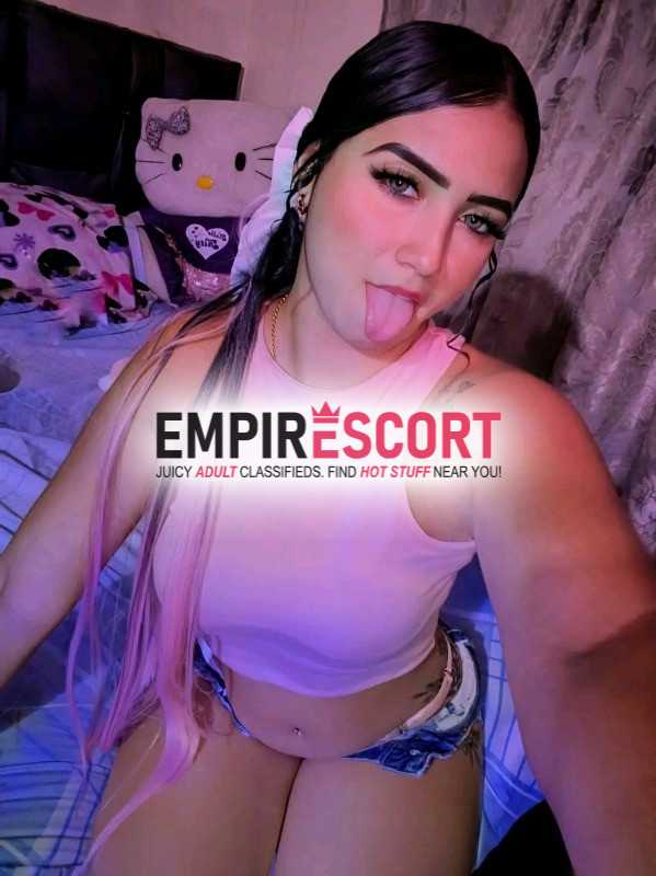 en barbosa chica súper caliente atiendo chicos chicas parejas