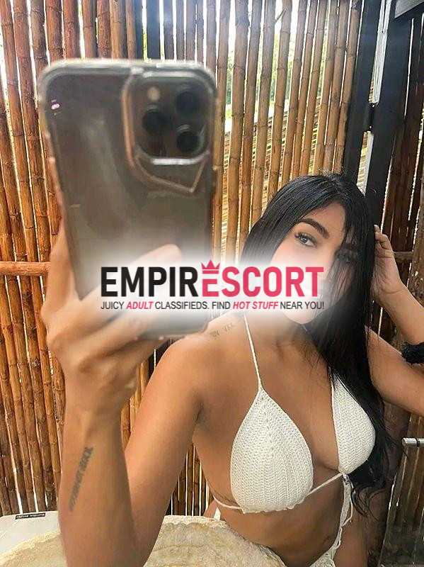 alba joven y sensual acompañante en medallo